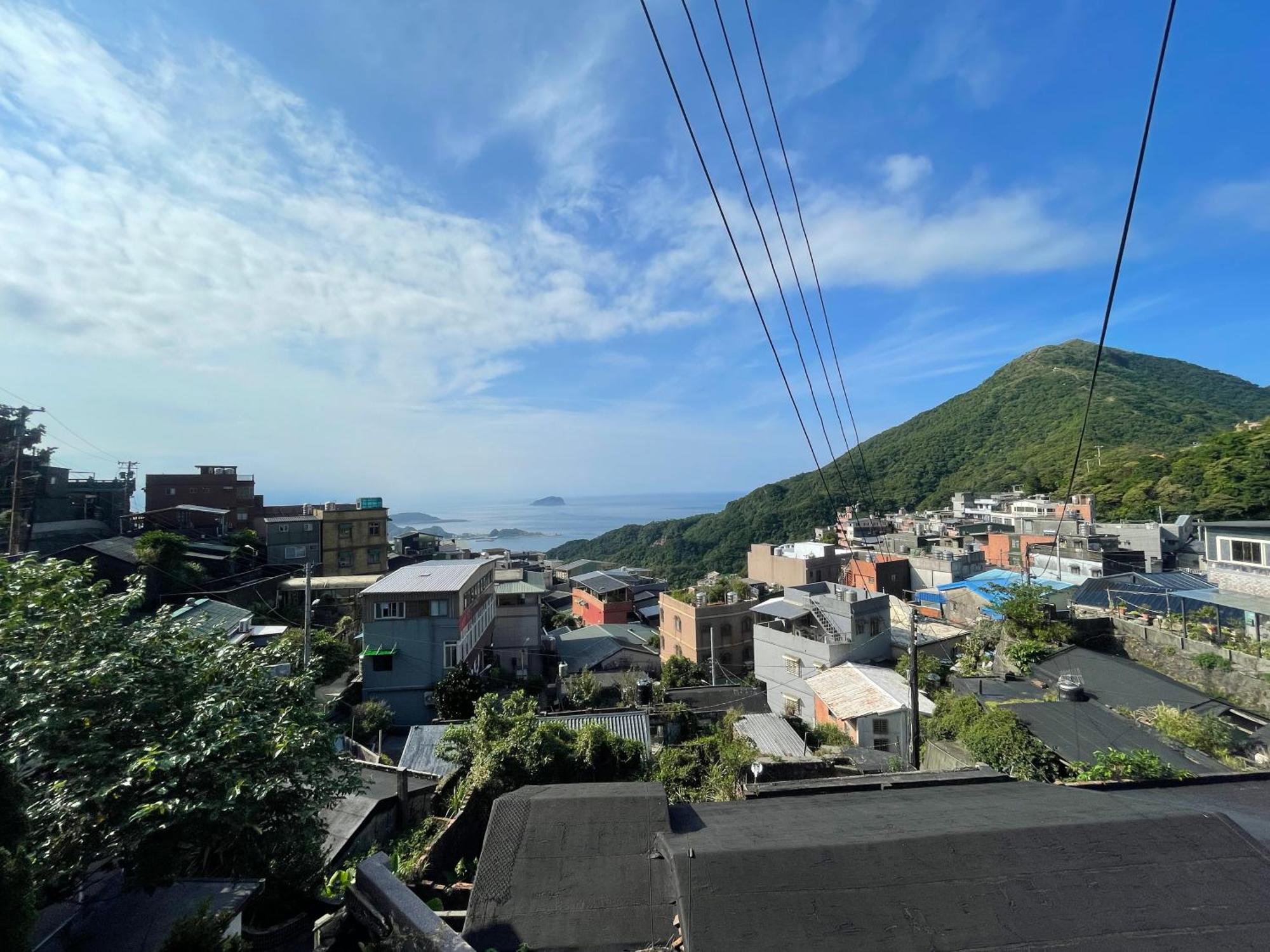 九份山海灣民宿 I 近老街 L 海景檜木房 Bagian luar foto
